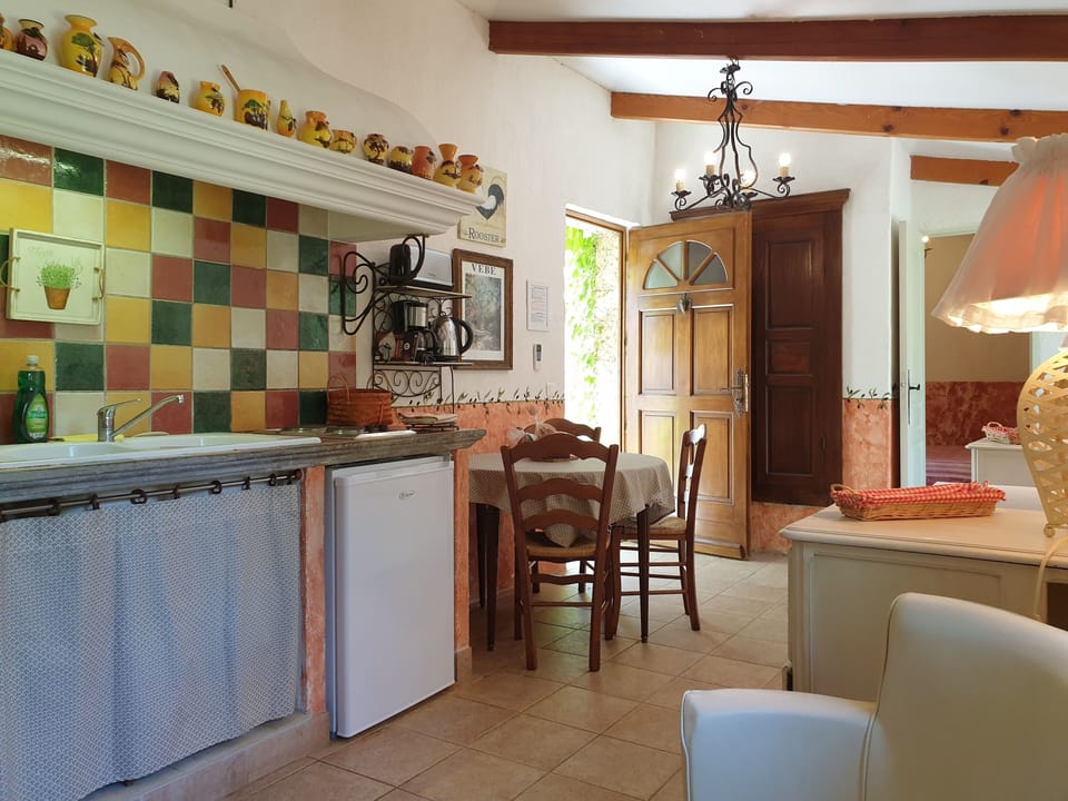 Private kitchenette
