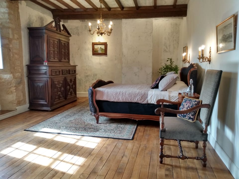 Deluxe Suite (Est) | Room amenity