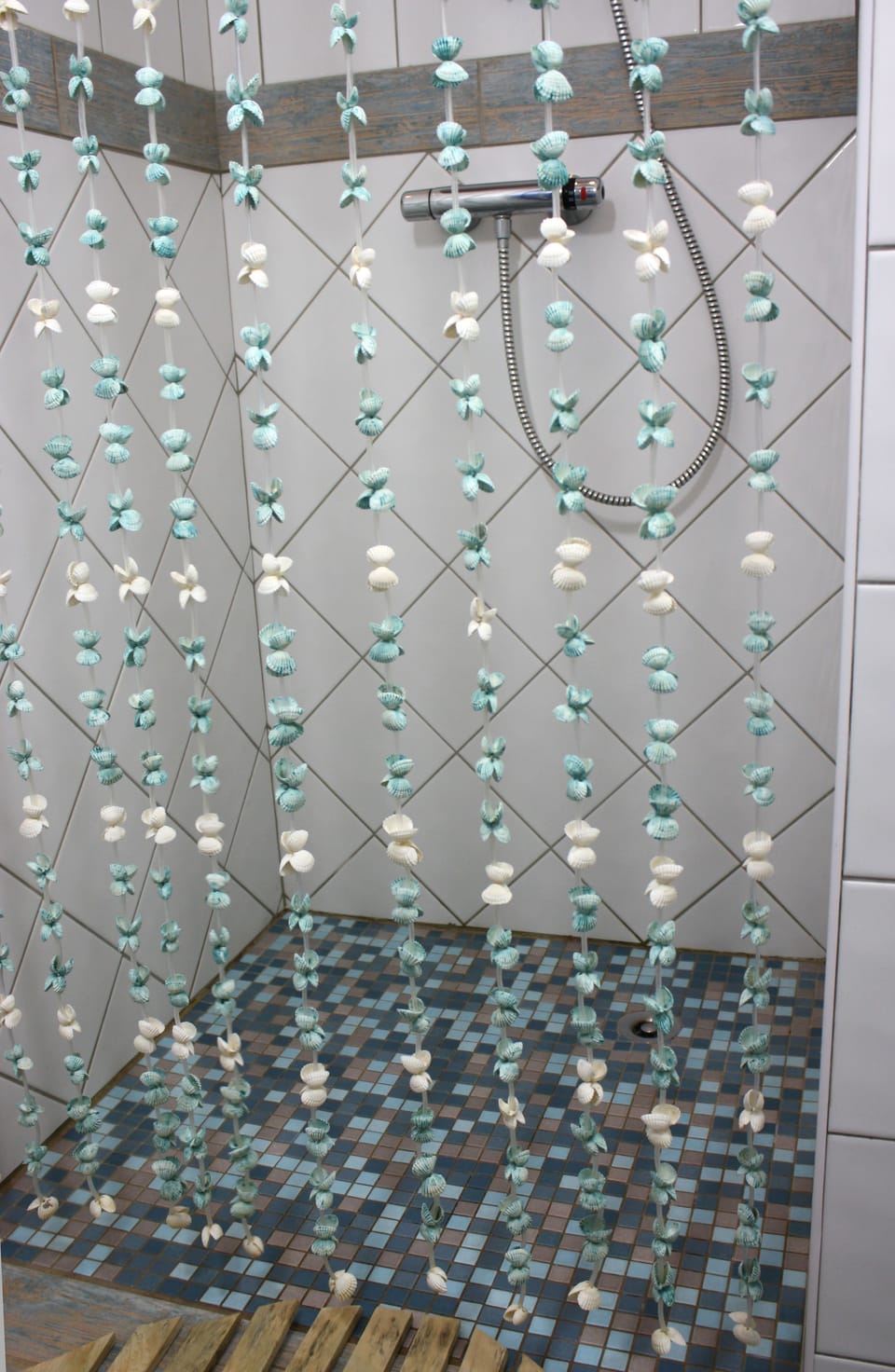 Triple Room (Marine) | Bathroom shower