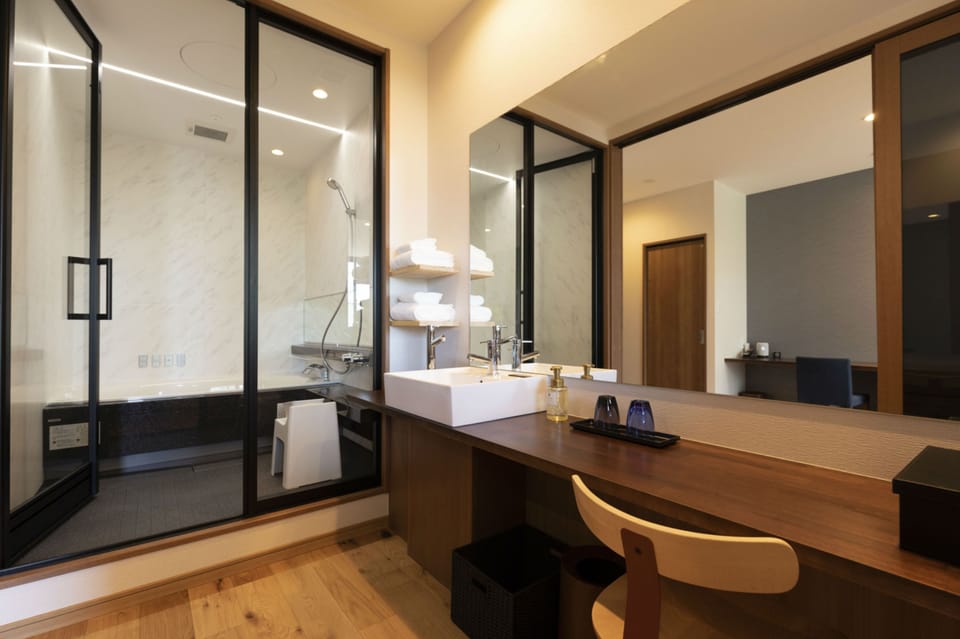 Superior Double Room (Non-Smoking) | Bathroom | Separate tub and shower, spring water tub, free toiletries, hair dryer