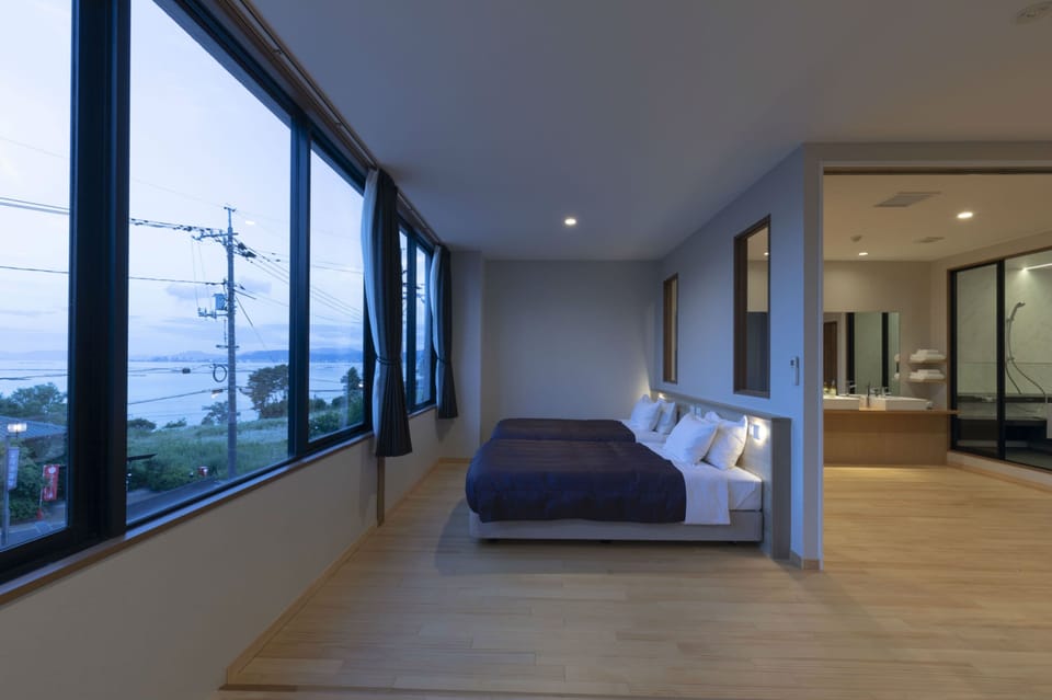 Japanese-Western Luxury Room (Non-Smoking) | Minibar, in-room safe, desk, laptop workspace