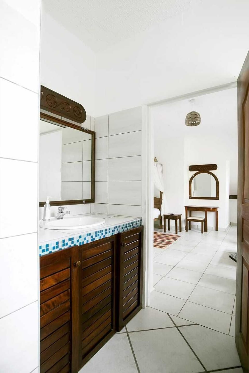 Bathroom shower