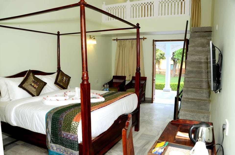 Individually furnished, desk, iron/ironing board, free WiFi