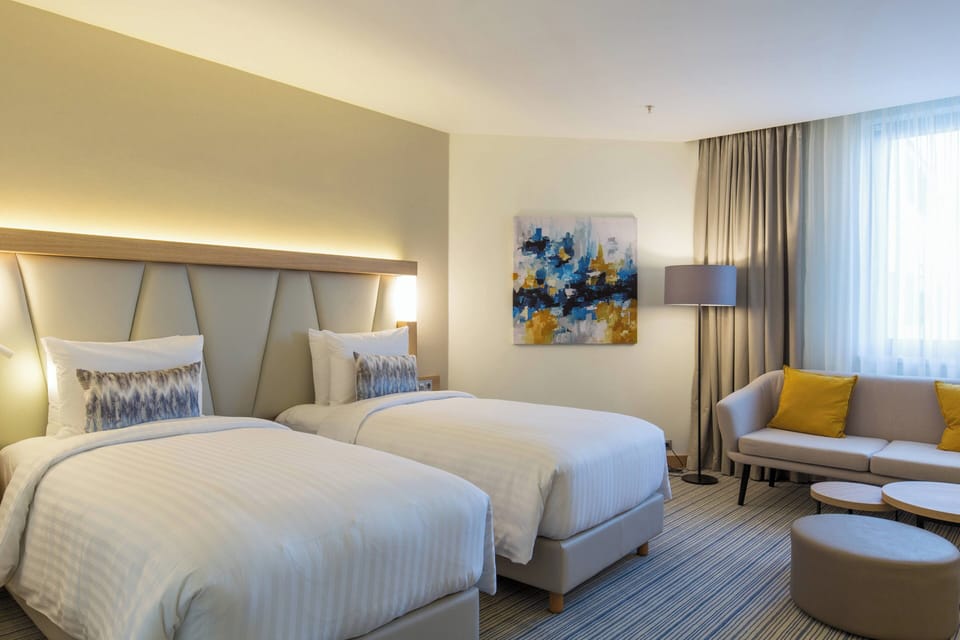 Superior Room, 2 Twin Beds | Hypo-allergenic bedding, minibar, in-room safe, desk