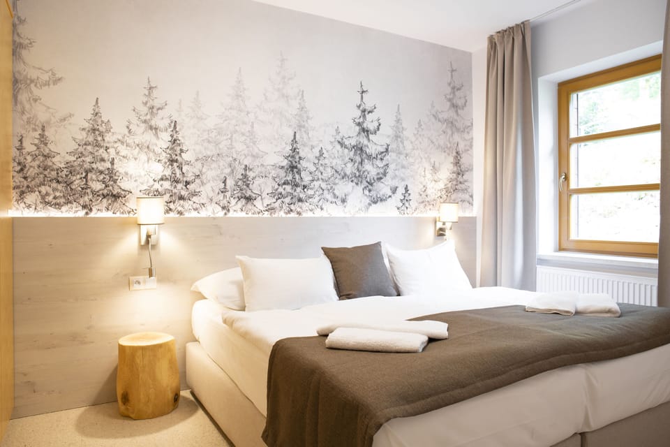 Apartment, 2 Bedrooms, Annex Building | Hypo-allergenic bedding, in-room safe, blackout drapes