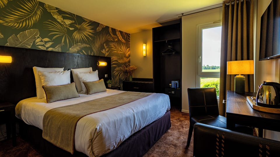 Superior Double Room | Premium bedding, pillowtop beds, desk, blackout drapes