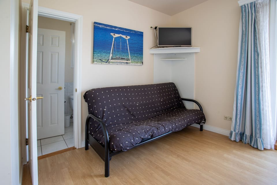 Superior Apartment, 1 Bedroom, Balcony, Sea View | Iron/ironing board, free cribs/infant beds, free WiFi, bed sheets
