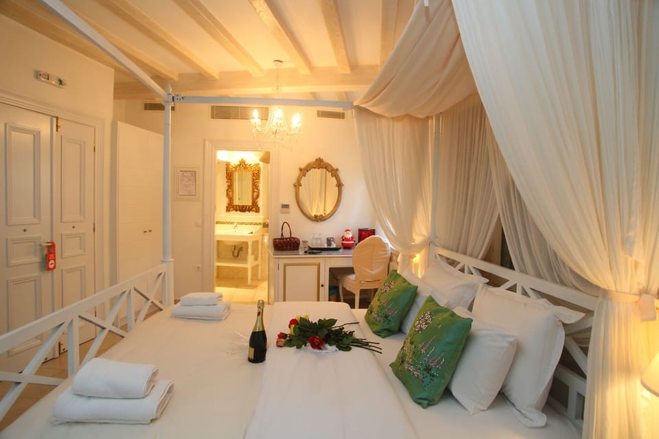 Suite, Garden View (Green) | Egyptian cotton sheets, premium bedding, down comforters