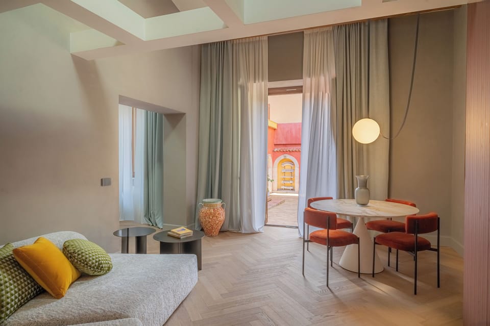 Room | Premium bedding, down comforters, minibar, in-room safe