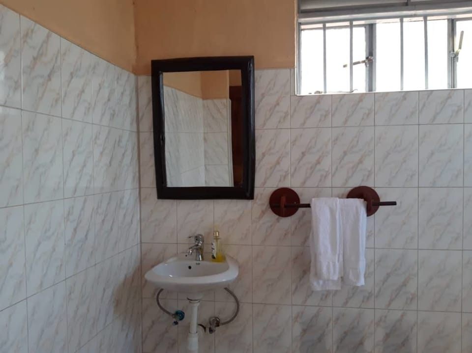 Rafiki Lodge Sipi Lodge in Uganda