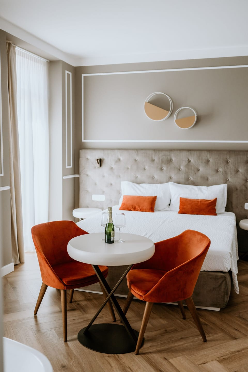 Deluxe Room, Balcony, City View | Hypo-allergenic bedding, minibar, soundproofing, free WiFi
