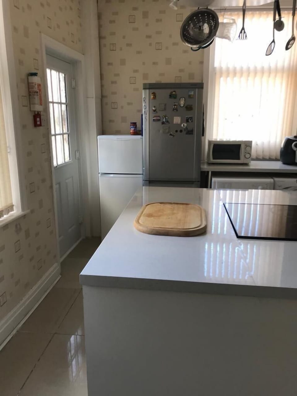 Daily full breakfast (GBP 5 per person)