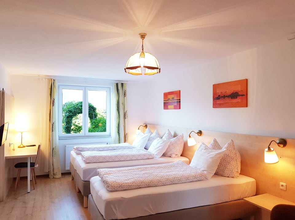Triple Room, Mountain View | Hypo-allergenic bedding available, WiFi (free), individually decorated