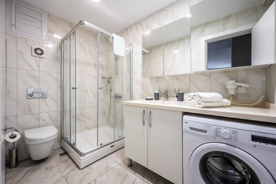 Ciragan Suites Bosphorus Hotel in Istanbul