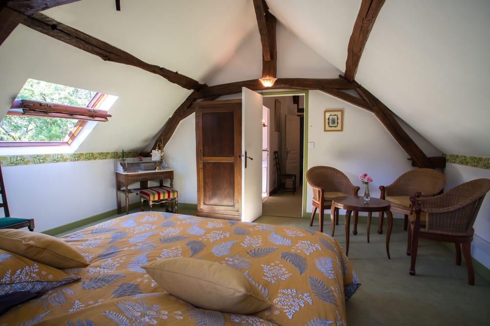 Family Suite, Non Smoking, Garden View (Le Beffroi) | 1 bedroom, blackout drapes, free WiFi, bed sheets