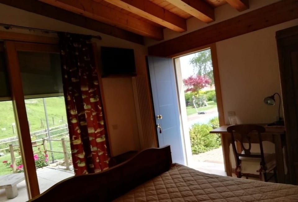 Superior Double Room, River View (Meschio) | View from room