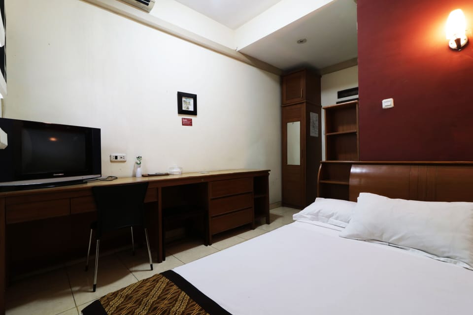 Standard Double Room | Free WiFi