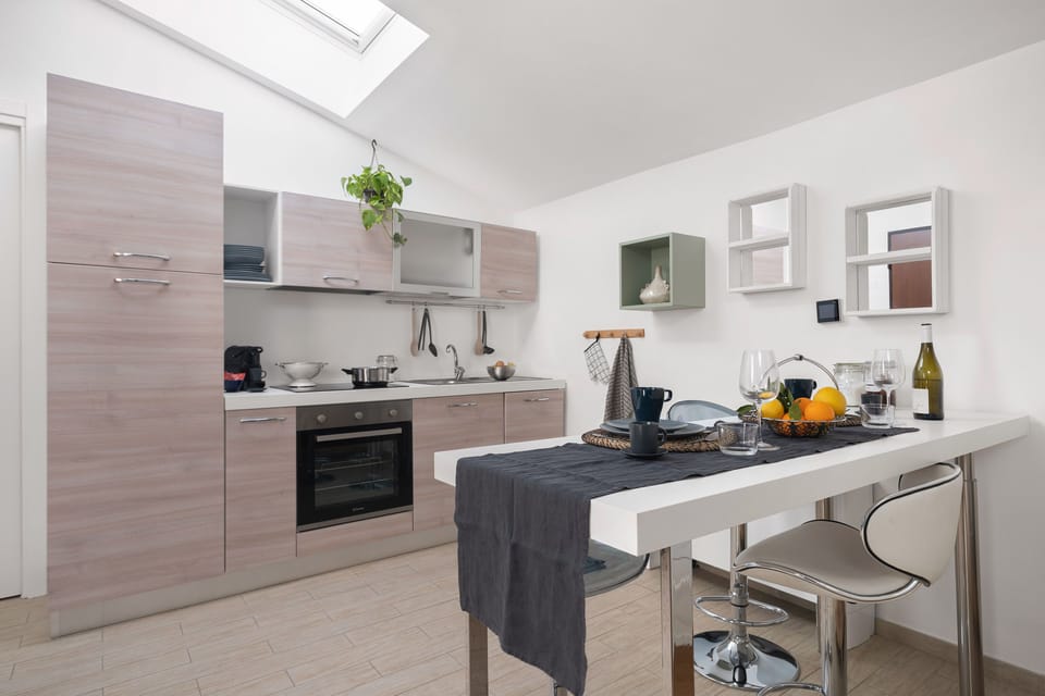 Basic Apartment, 1 Bedroom | Private kitchen | Full-size fridge, microwave, oven, stovetop