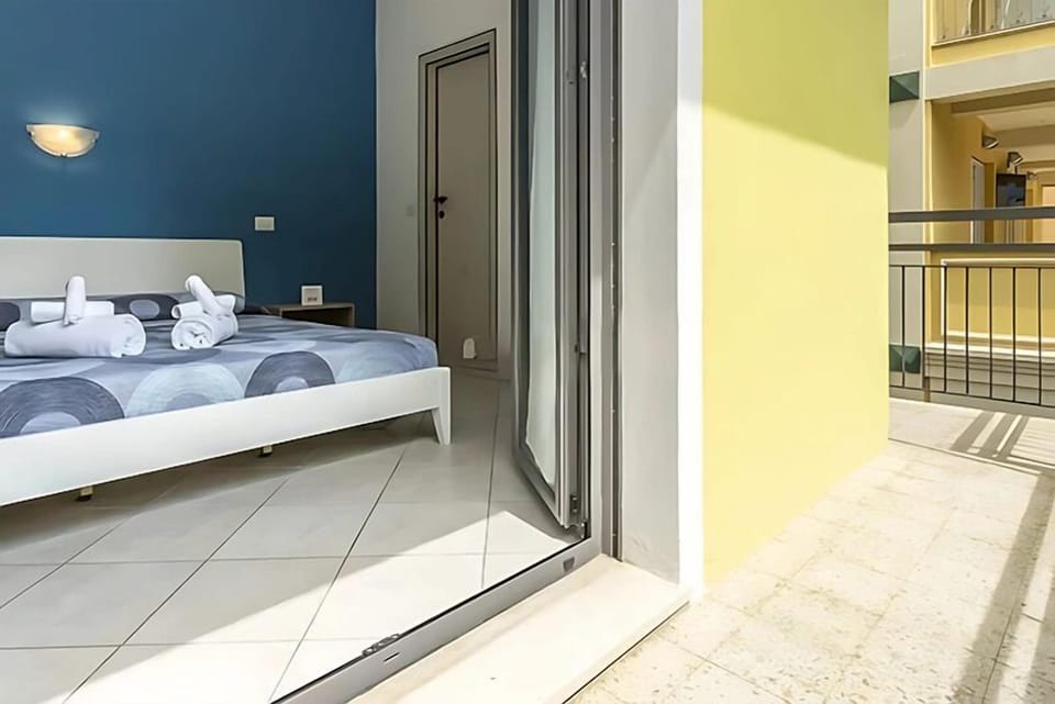 Superior Room | Frette Italian sheets, premium bedding, down comforters, pillowtop beds