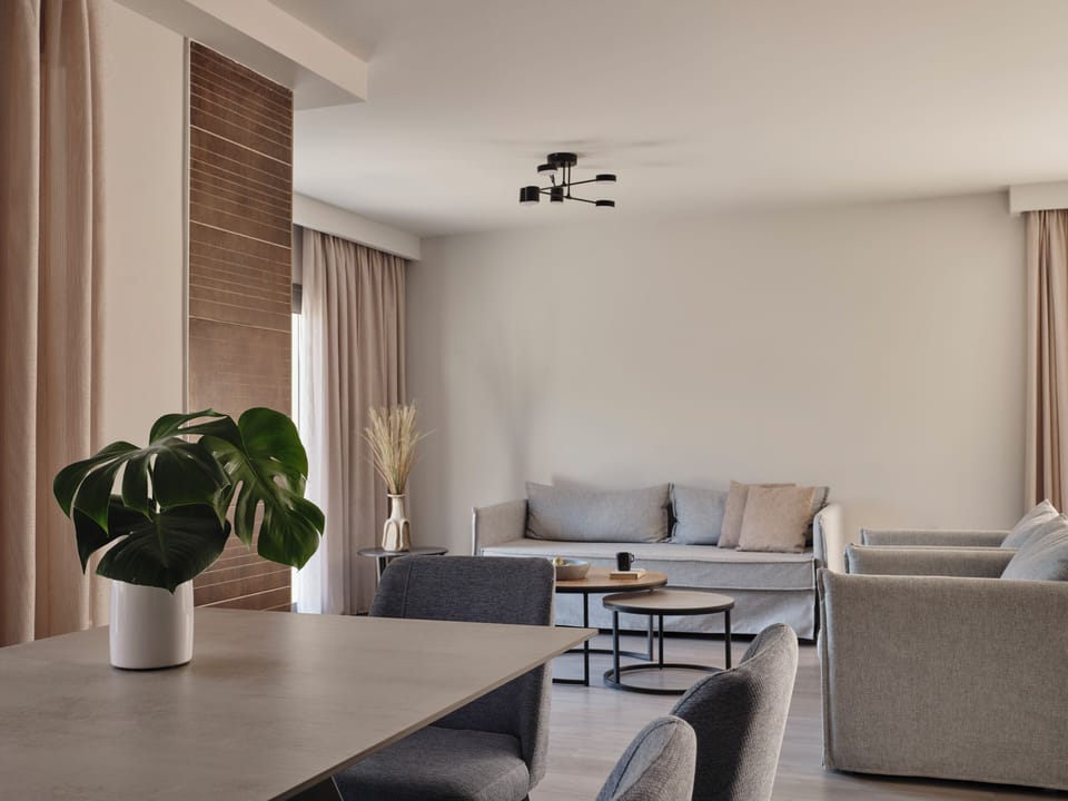Villa, 2 Bedrooms, Private Pool | In-room safe, desk, laptop workspace, free WiFi