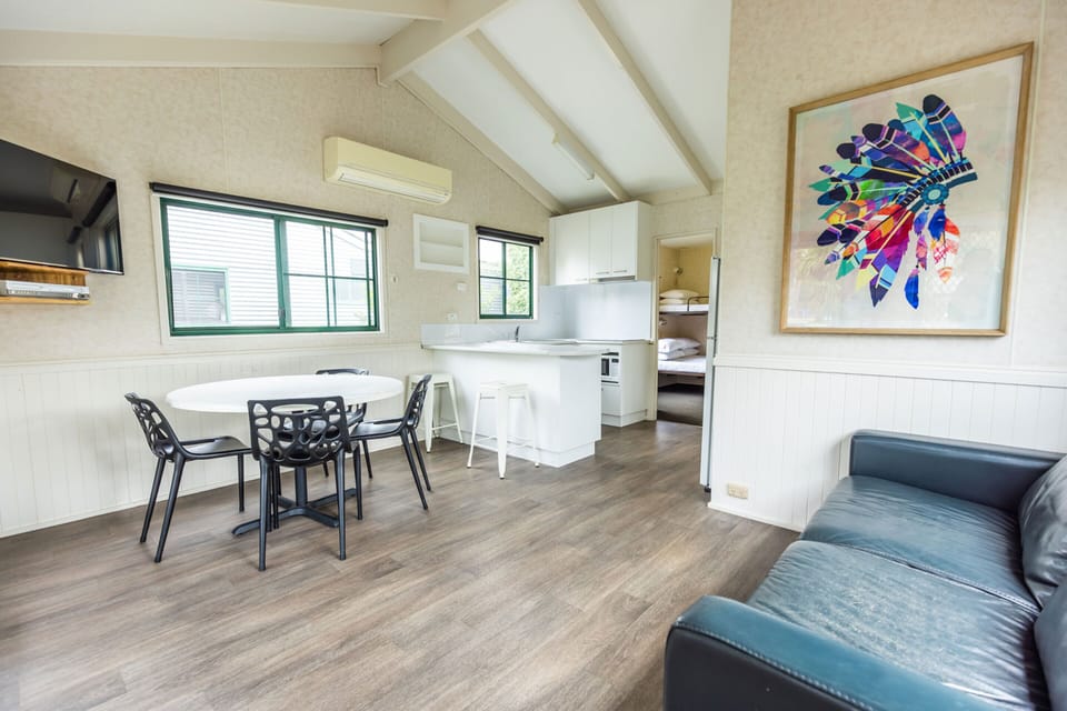 Miners Cottage 5bth | Living area | TV