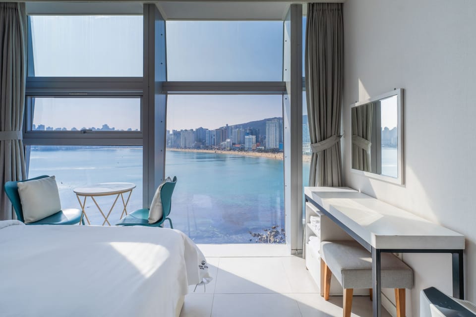 Ocean Twin Room, Sea View | Down comforters, individually decorated, individually furnished, desk