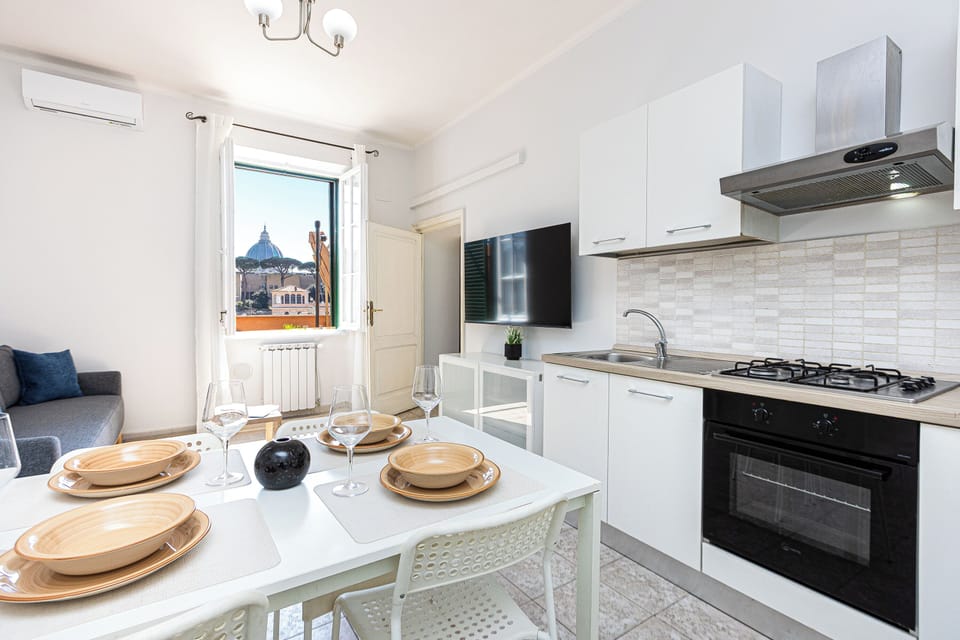 Apartment | Private kitchen | Fridge, microwave, coffee/tea maker, electric kettle