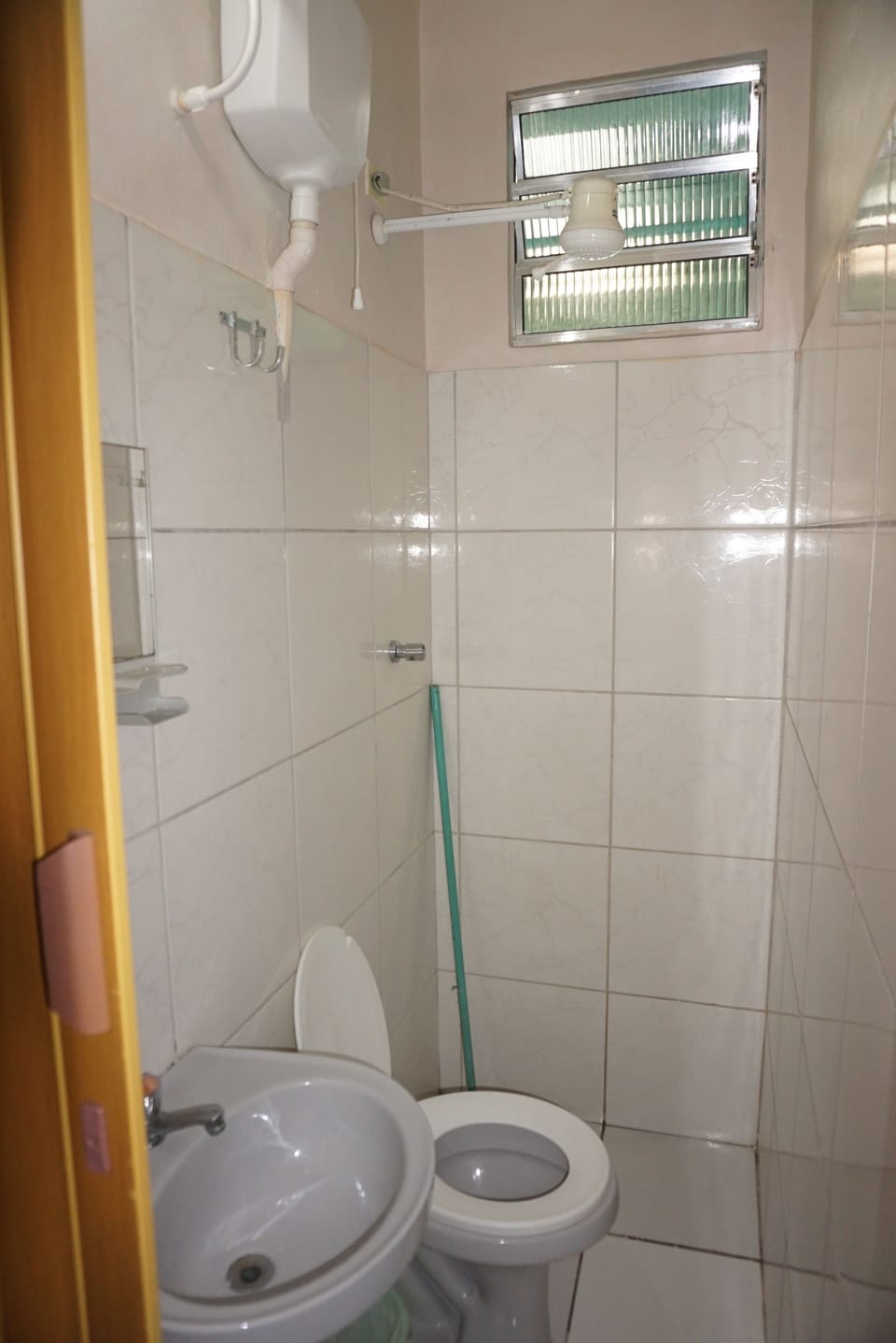 Standard Quadruple Room | Free WiFi, bed sheets