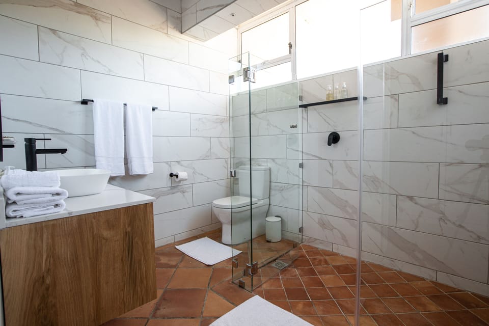 Superior Suite, 2 Bedrooms, Sea View | Bathroom | Eco-friendly toiletries, hair dryer, bathrobes, towels