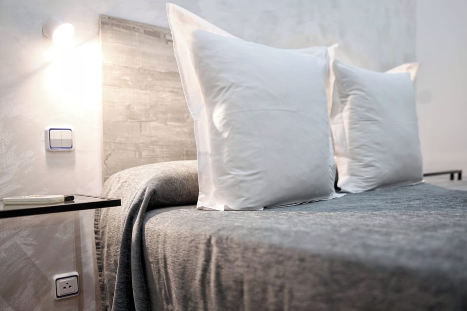 Comfort Double Room, Private Bathroom (Interior) | Minibar, in-room safe, desk, soundproofing
