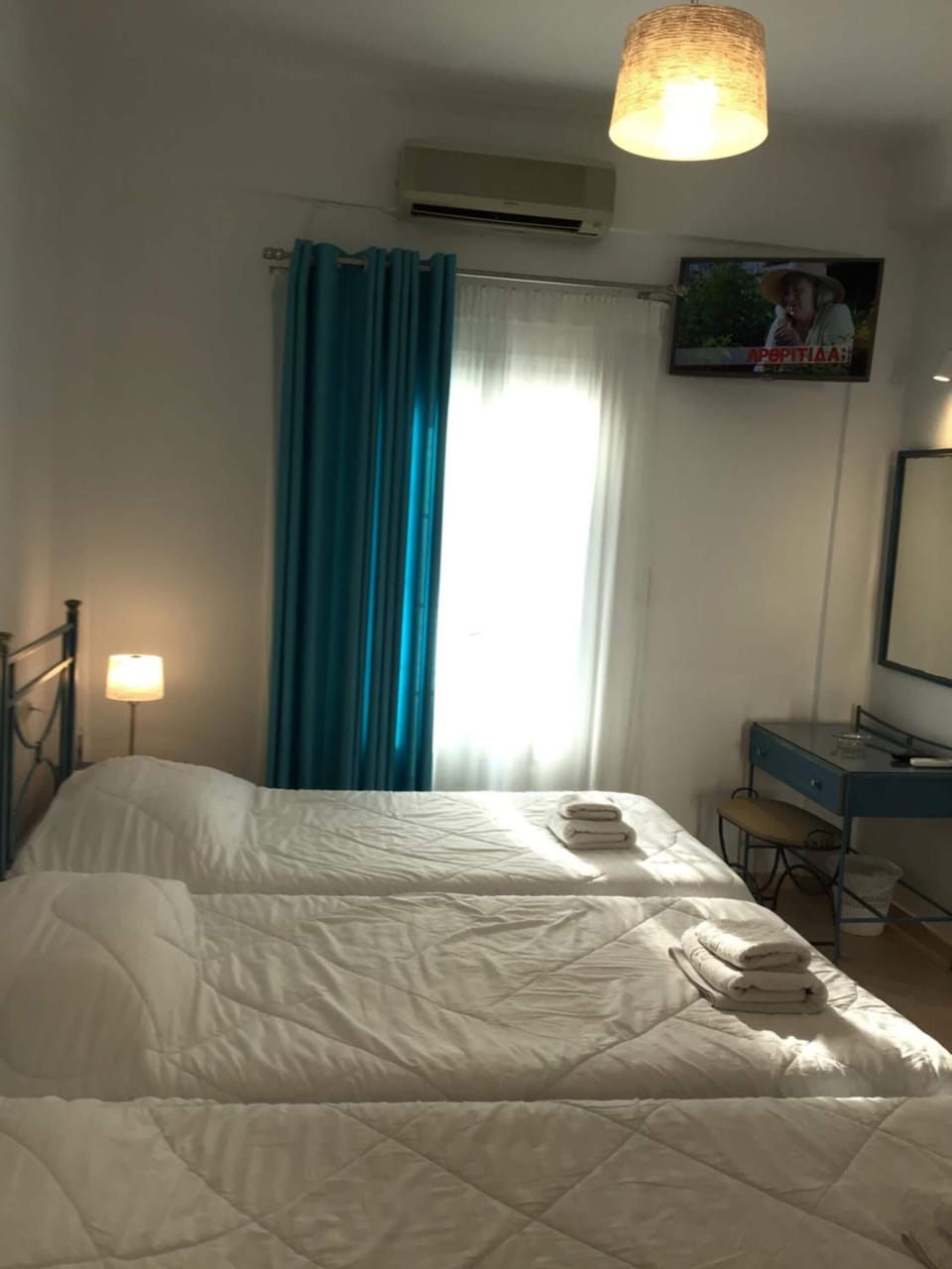 Triple Room | WiFi (free), bed sheets