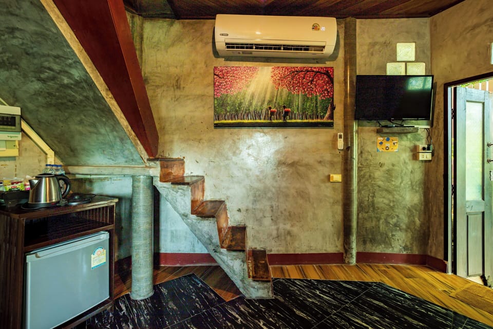 Mini family happy love 1 bungalow S10 | In-room safe, blackout drapes, free WiFi, bed sheets
