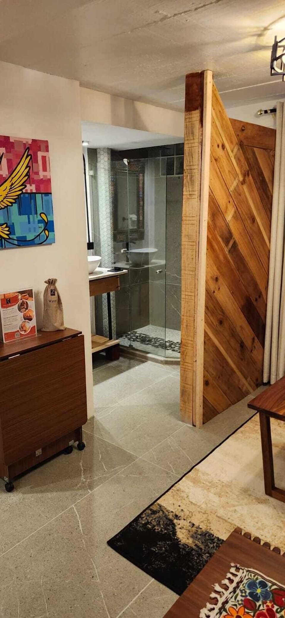 Premier Studio Suite, 1 King Bed, Private Pool, Courtyard View | Bathroom | Shower, rainfall showerhead, hair dryer, towels
