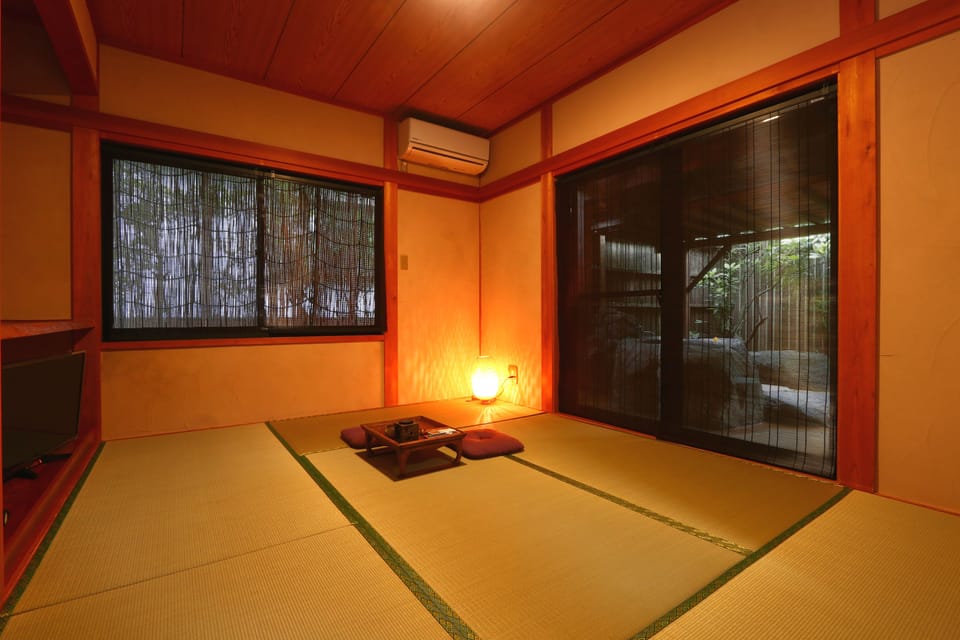 Economy Twin Room | In-room safe, soundproofing, free WiFi