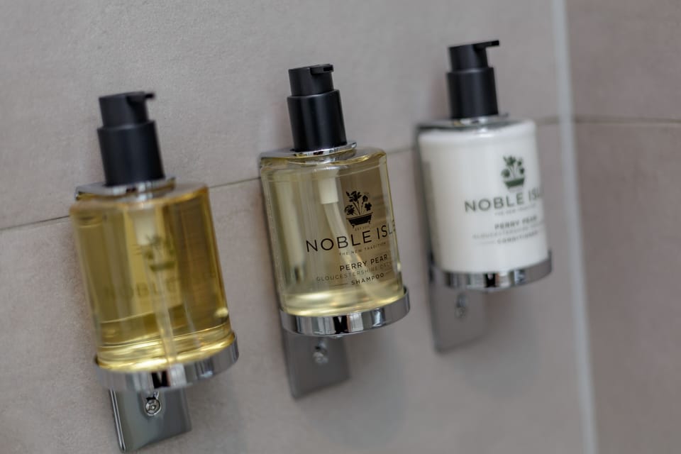 Bathroom amenities