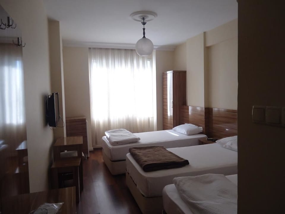 Standard Triple Room | Free WiFi, bed sheets
