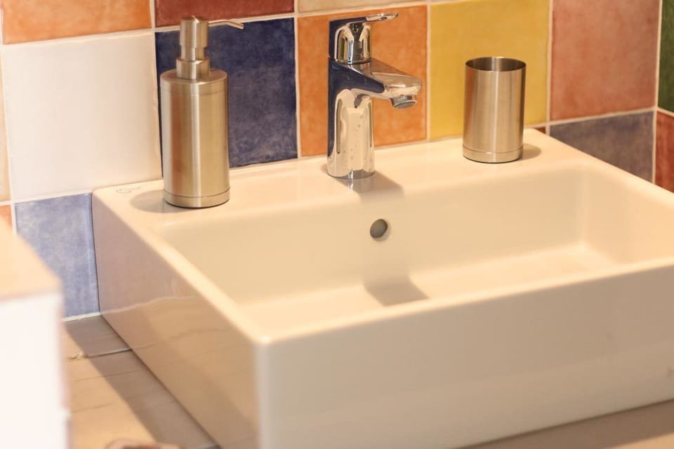 Double Room (Octavie) | Bathroom sink