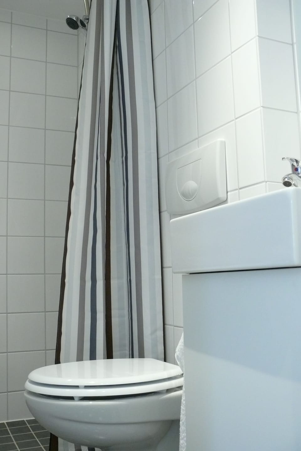 Shower, hair dryer (on request), towels