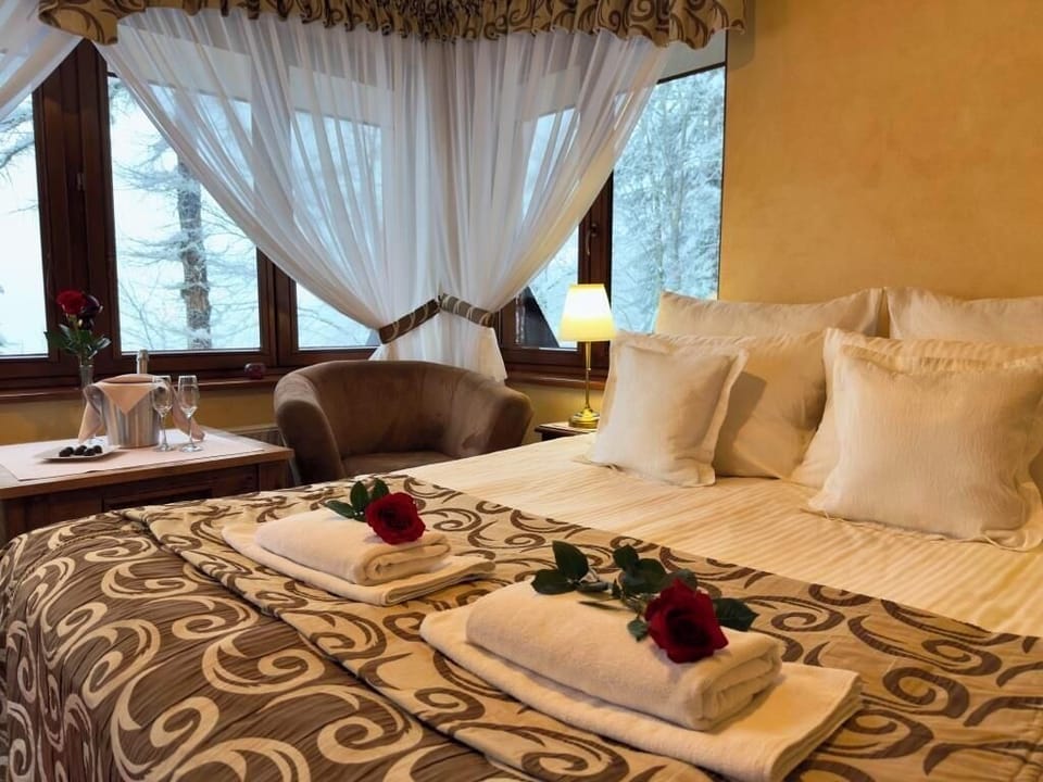 De Lux Double Room | Premium bedding, Select Comfort beds, in-room safe