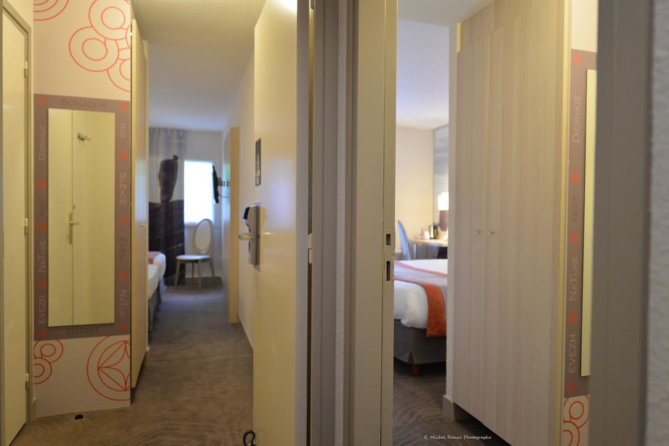 Family Room, Multiple Beds, Non Smoking, Connecting Rooms | Premium bedding, in-room safe, desk, soundproofing