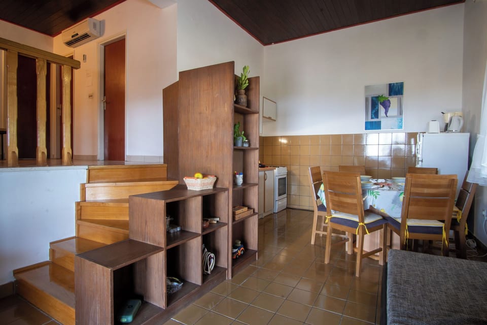 House | Dining