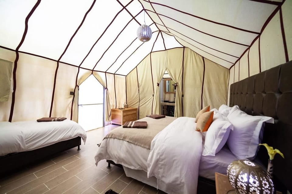 Deluxe Tent | Desk, rollaway beds (surcharge), WiFi (free), bed sheets