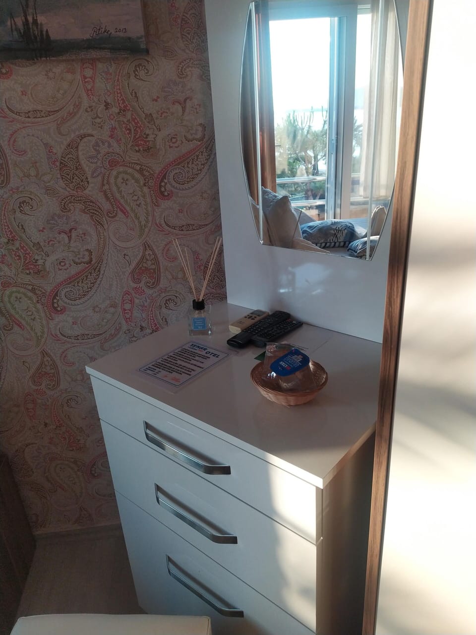 Standard Twin Room, Sea View | Premium bedding, minibar, desk, soundproofing