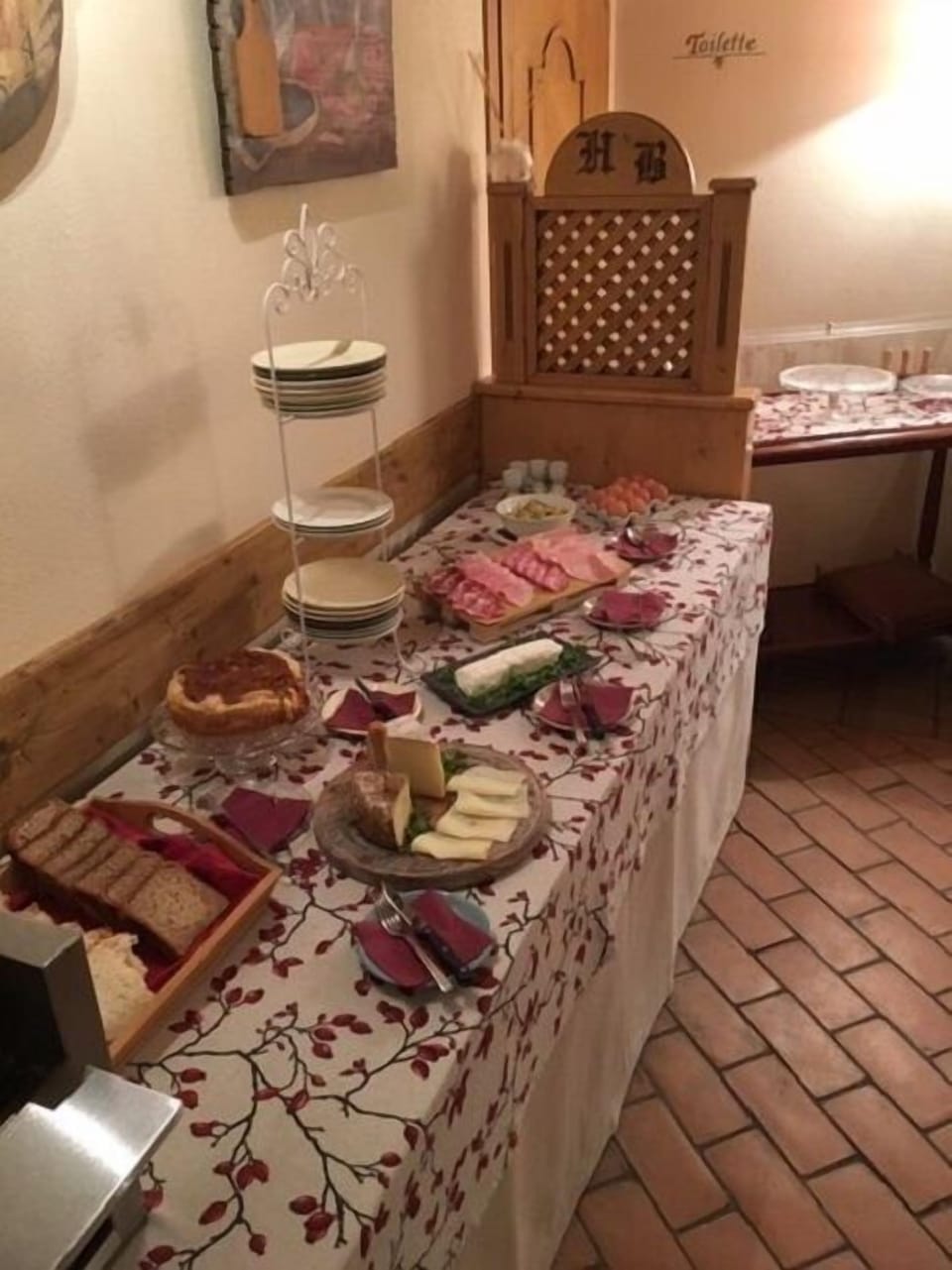 Daily buffet breakfast (EUR 15 per person)
