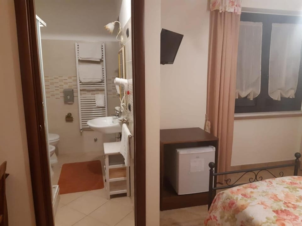 Minibar, desk, free cribs/infant beds, free WiFi