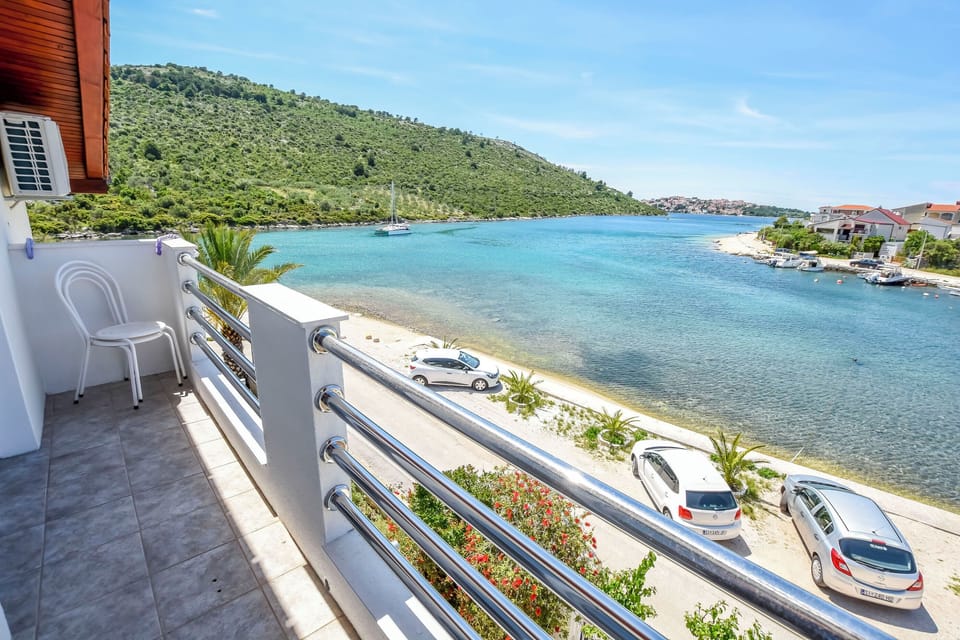 Apartment (A1) | Water view