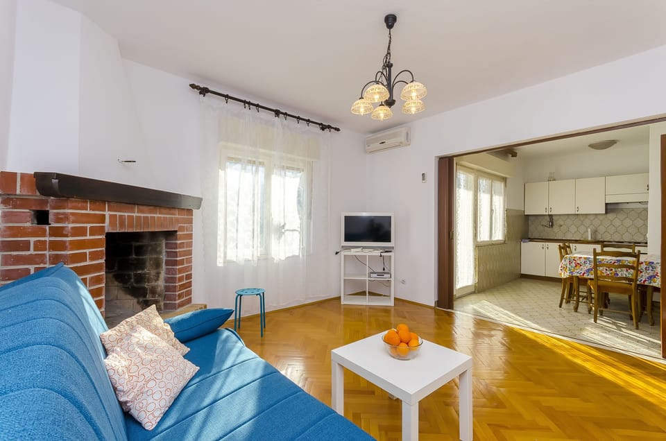 Living room | TV