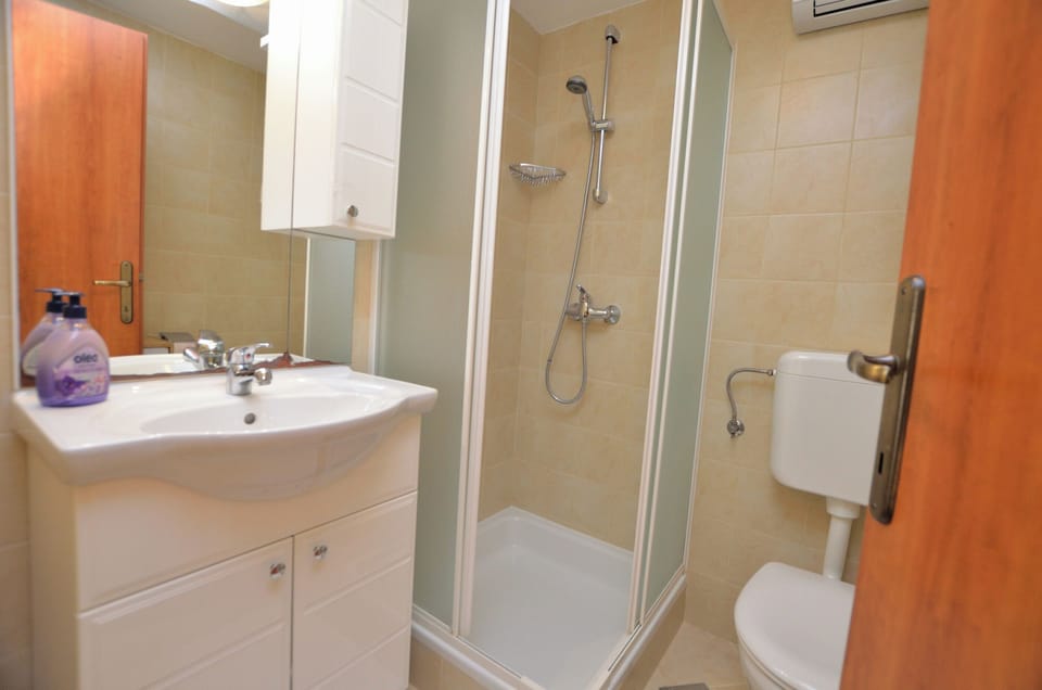Apartment Stari Grad Apartment in Lovran