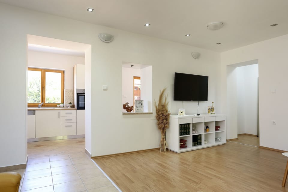 House | Living room | TV