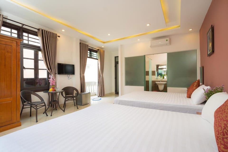 Minibar, in-room safe, desk, soundproofing